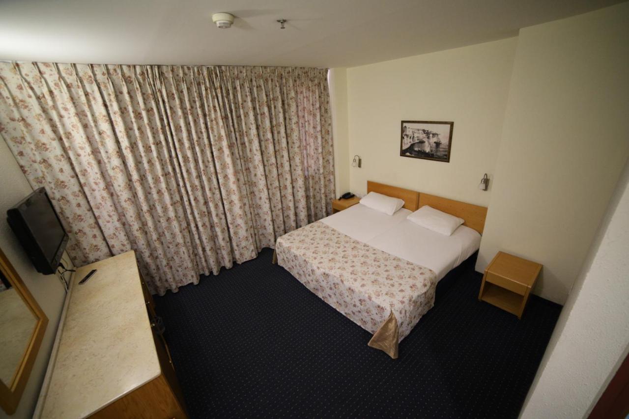 Hotel & Museum Dona Gracia Tiberias Exterior photo